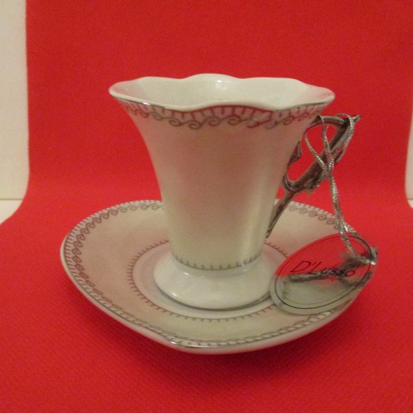 New D'Lusso Designs Porcelain Demitasse Gift Boxed Set White Frosted Porcelain - Picture 7 of 11